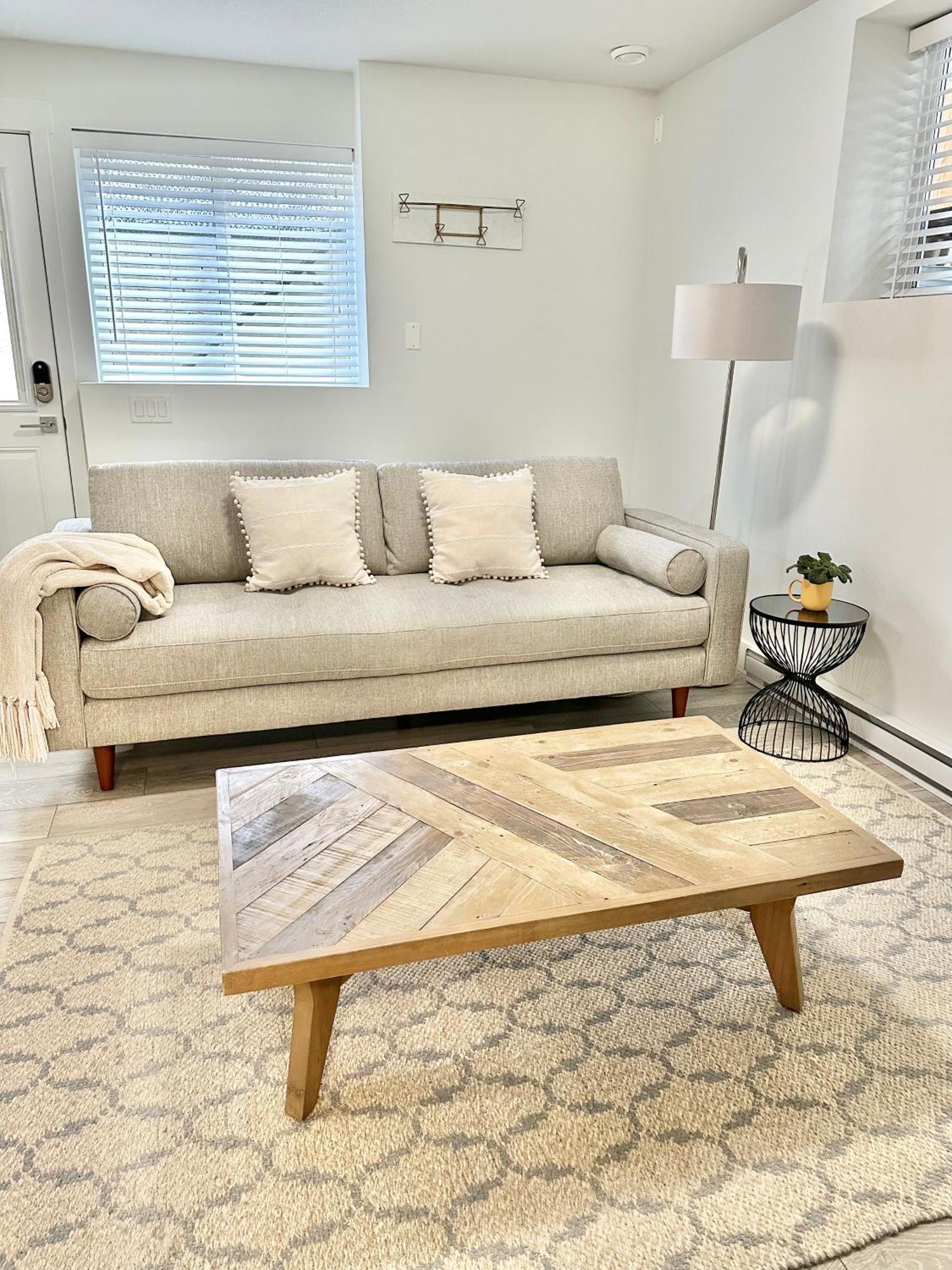 Bookyourhome Langley Ngoại thất bức ảnh